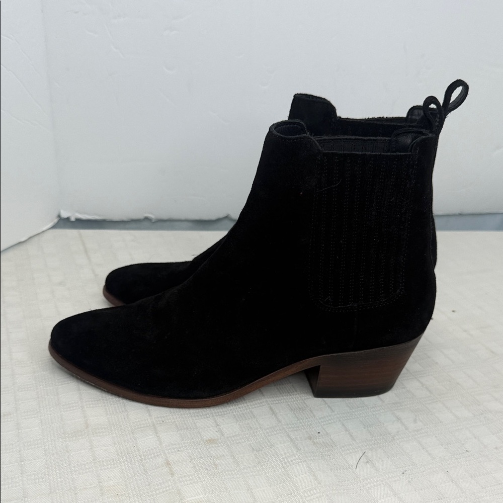 Thursday Dreamer Bootie - Picture 7 of 12